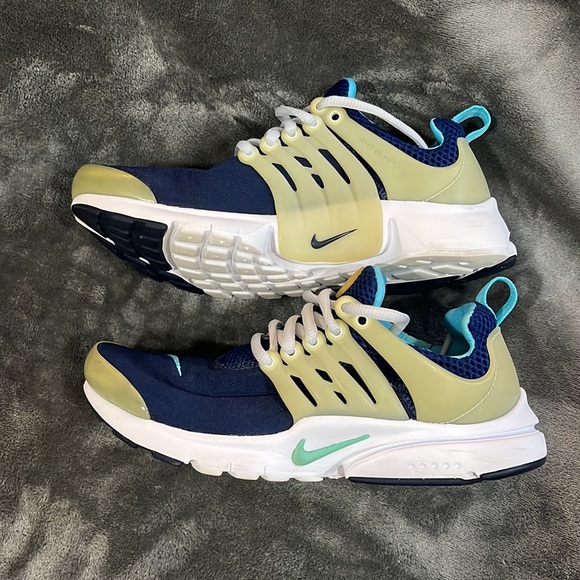 Nike Presto (GS) Sz 5Y Blue Binary Sky Vivid # 833878-402 - Picture 2 of 6